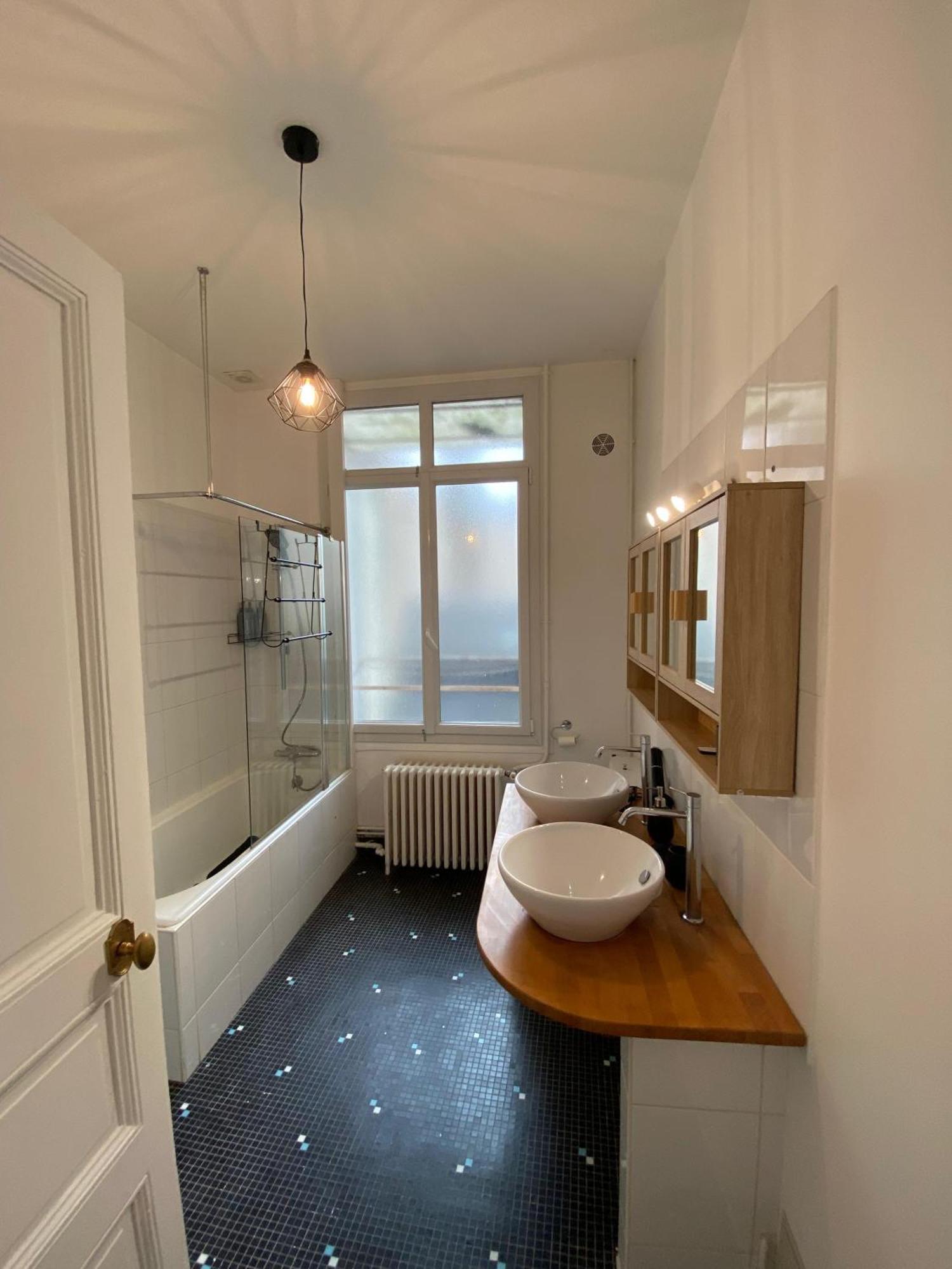 L'Appartement Privilege - 4 Chambres - Coeur D'Angers, Spacieux Et Elegant Exterior photo